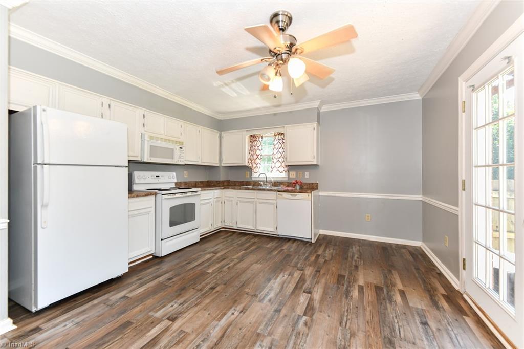 307 College Road Greensboro, NC 27410 - Photo 6 of 25