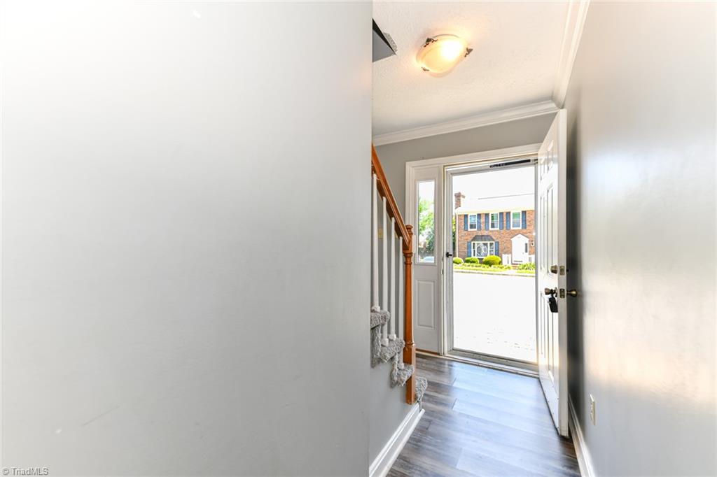 307 College Road Greensboro, NC 27410 - Photo 7 of 25