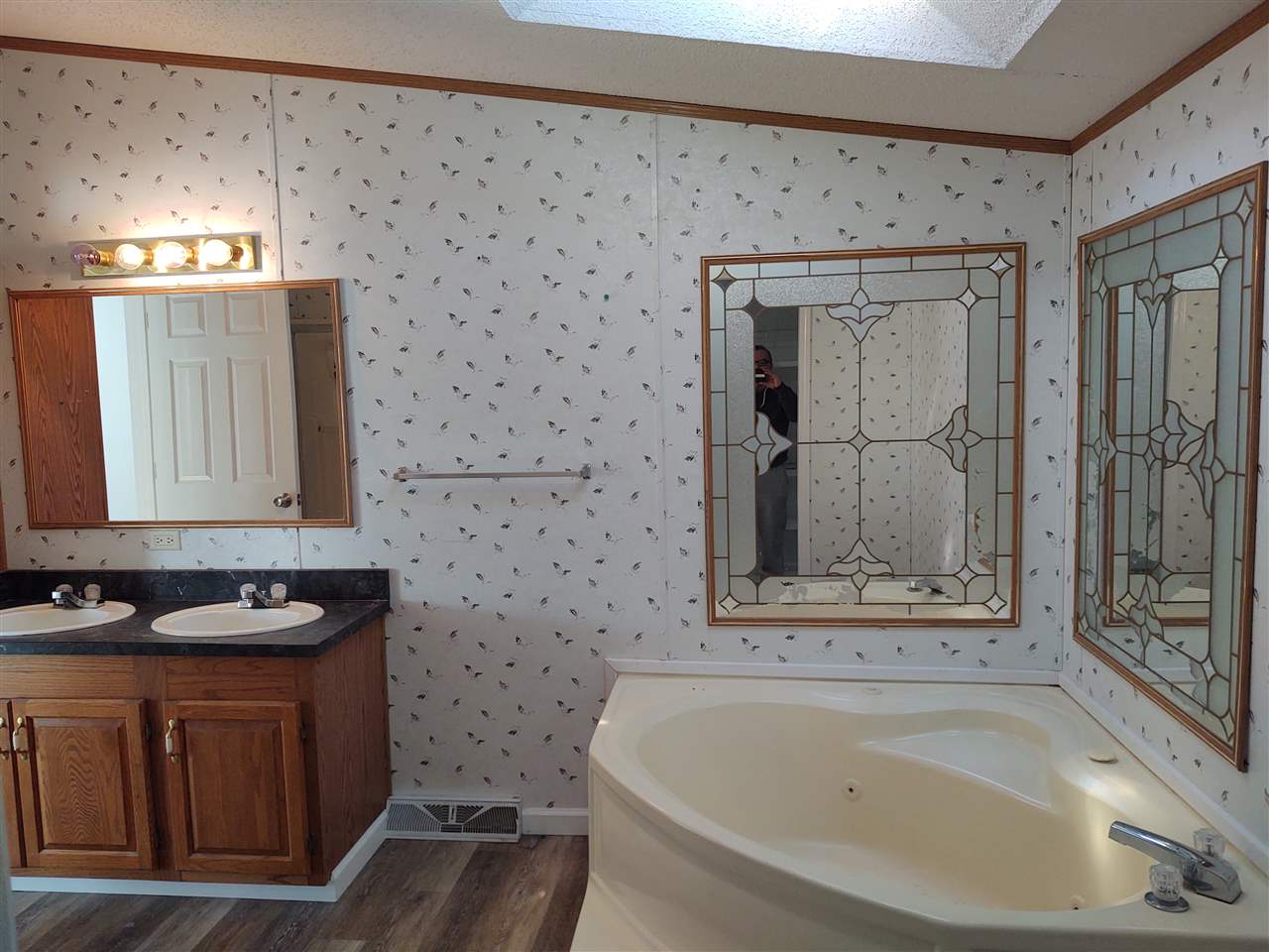 3655 North Johnson Road Weidman, MI 48893 - Photo 25 of 38 1883832-24.JPG