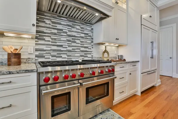 $4,995,000 | 5 Coastline Drive, Mashpee, MA 02649
