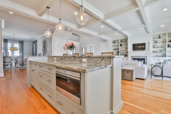 $4,995,000 | 5 Coastline Drive, Mashpee, MA 02649