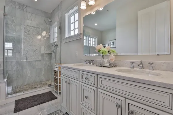 $4,995,000 | 5 Coastline Drive, Mashpee, MA 02649