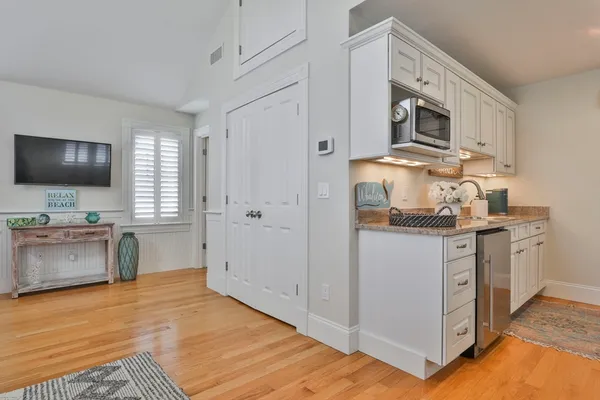 $4,995,000 | 5 Coastline Drive, Mashpee, MA 02649