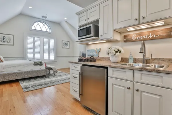 $4,995,000 | 5 Coastline Drive, Mashpee, MA 02649