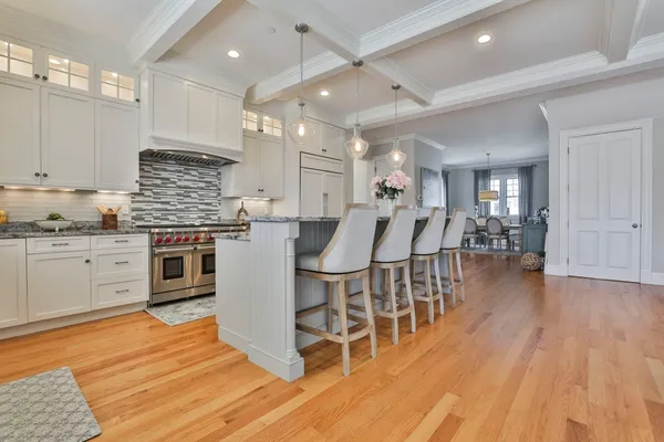 $4,995,000 | 5 Coastline Drive, Mashpee, MA 02649