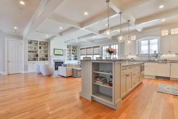 $4,995,000 | 5 Coastline Drive, Mashpee, MA 02649