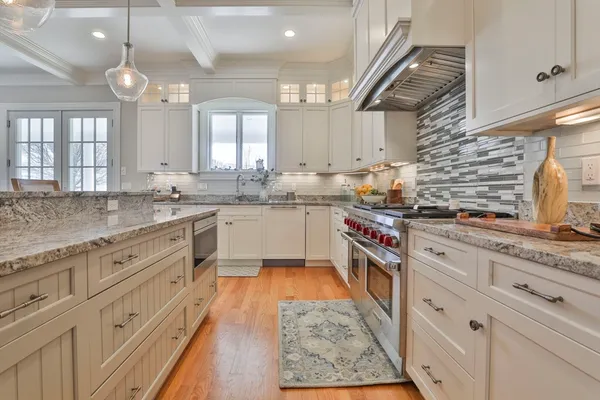 $4,995,000 | 5 Coastline Drive, Mashpee, MA 02649