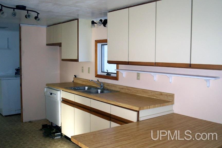 1245 North Stanley Road Manistique, MI 49854 - Photo 15 of 17 Gallery Image 15
