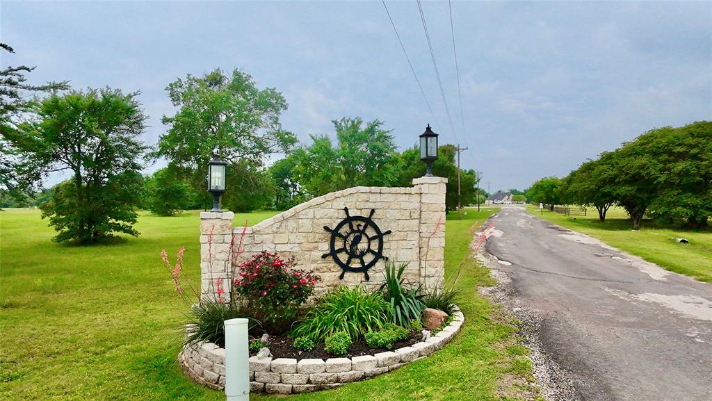 Lot 71 Shoreline Road Kerens, TX 75144 - Photo 4 of 24 a view of a garden