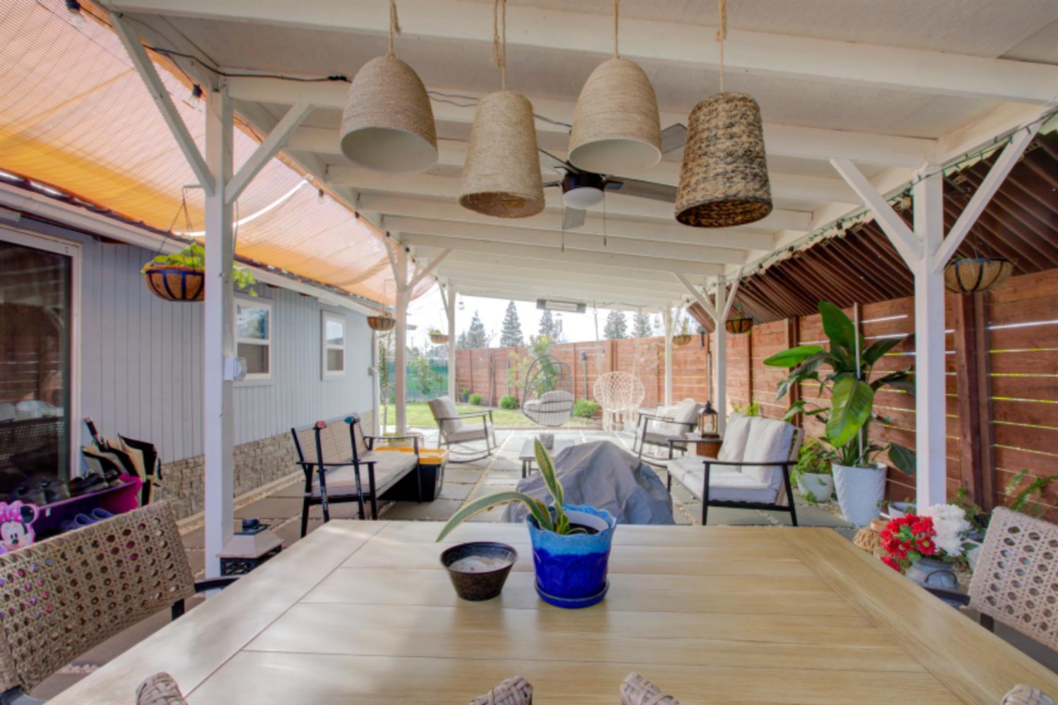 7139 Center Street Winton, CA 95388 - Photo 32 of 36 a dining room with furniture