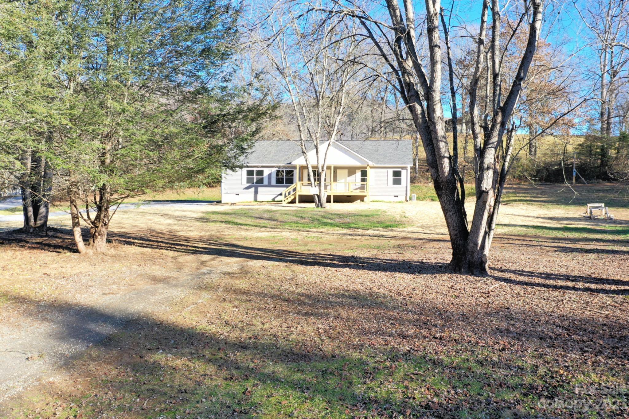 160 Shook Cove Road Tuckasegee, NC 28783 - Photo 7 of 28 Gallery Image 7