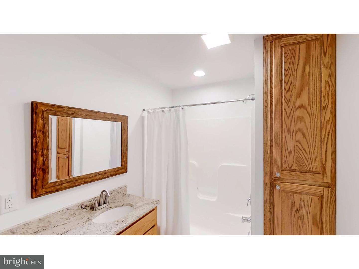 6255 Summit Bridge Road Townsend, DE 19734 - Photo 17 of 25 Bathroom