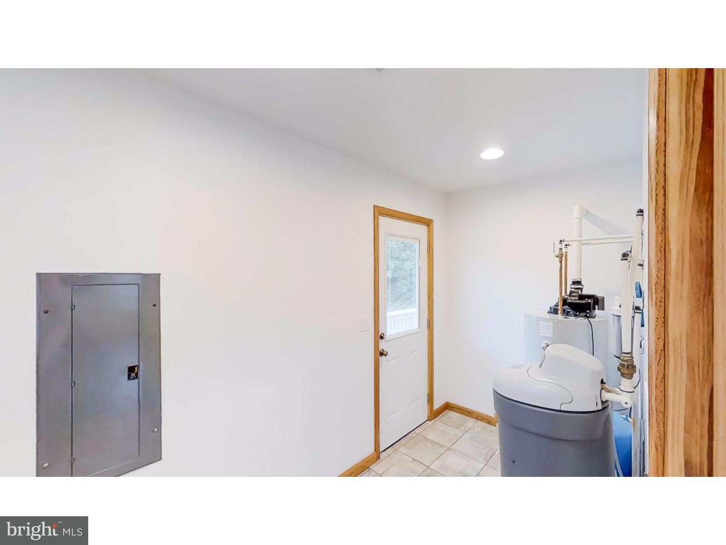 6255 Summit Bridge Road Townsend, DE 19734 - Photo 7 of 25 Mud Room