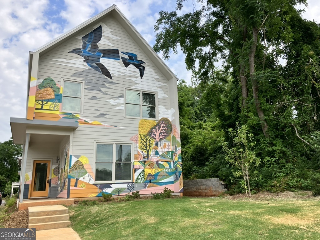 221 North Avenue Athens, GA 30601 - Photo 1 of 7 a view of outdoor space yard and porch