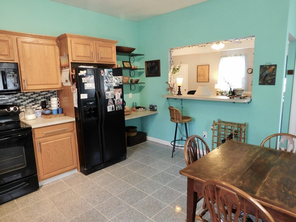 38 Ray Street, Unit 2 Webster, MA 01570 - Photo 12 of 23 Gallery Image 12