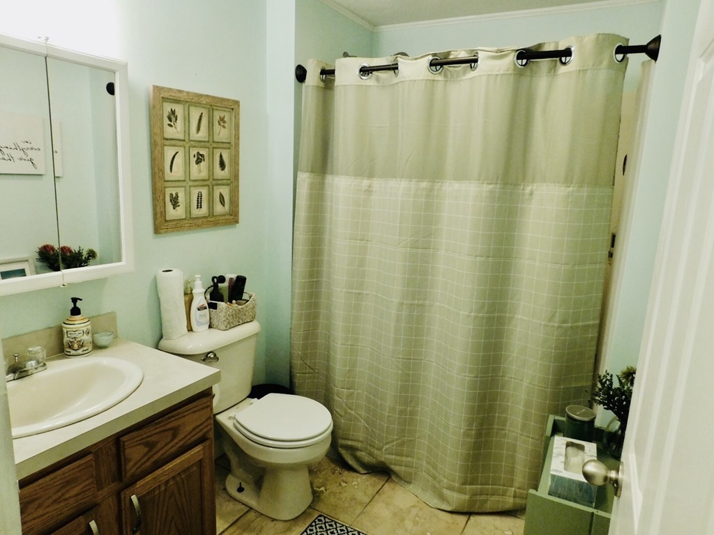 38 Ray Street, Unit 2 Webster, MA 01570 - Photo 15 of 23 Gallery Image 15