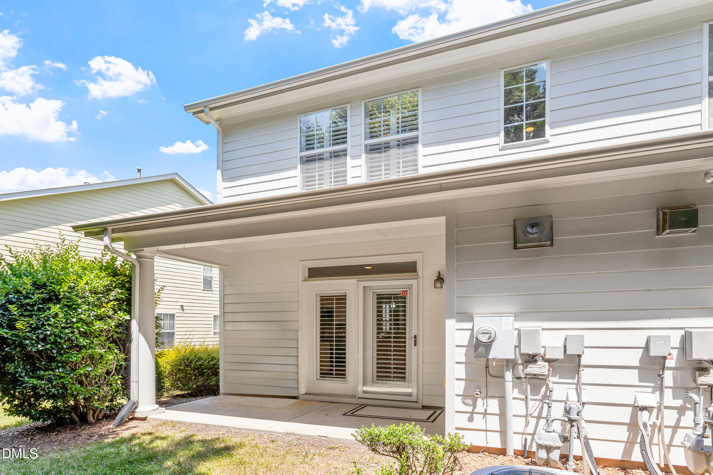 3147 Rapid Falls Road Cary, NC 27519 - Photo 29 of 34 a front view of a house