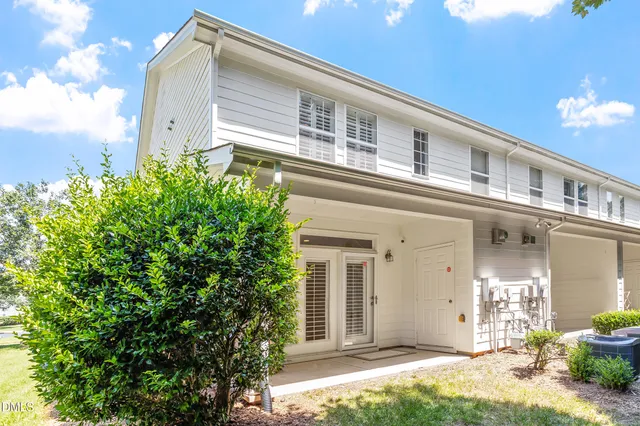 $390,000 | 3147 Rapid Falls Road, Cary, NC 27519