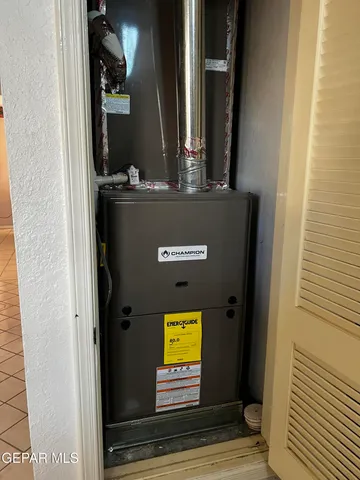 a view of a room with an empty space