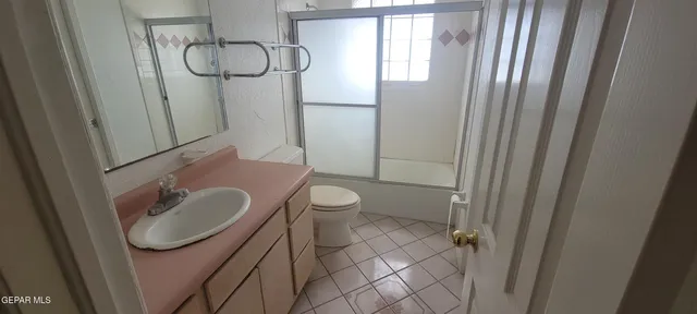 a close view of a sink