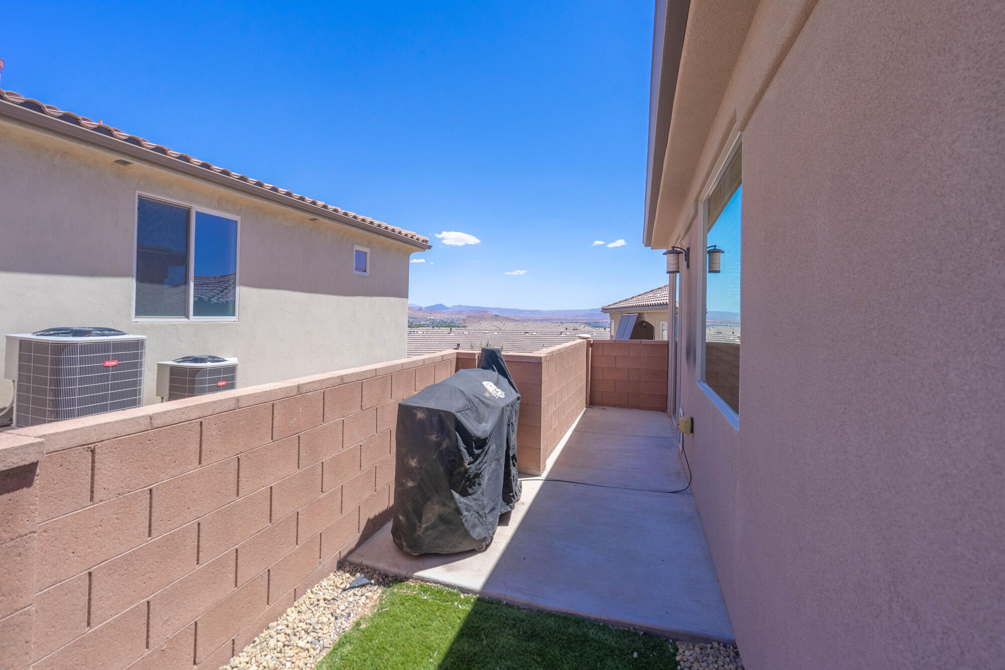 576 Sun Rock Way Washington, UT 84780 - Photo 25 of 26 576 Sun Rock Way-021