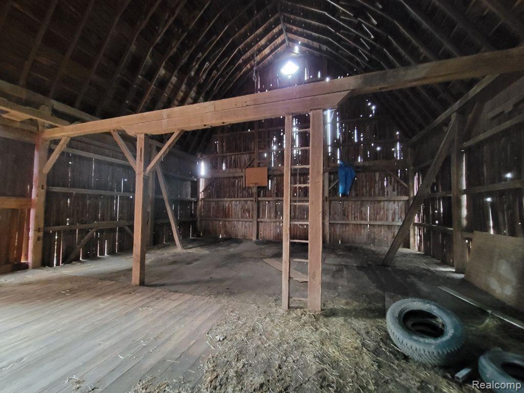 5528 Pratt Road Lapeer, MI 48446 - Photo 20 of 71 Large barn upper floor