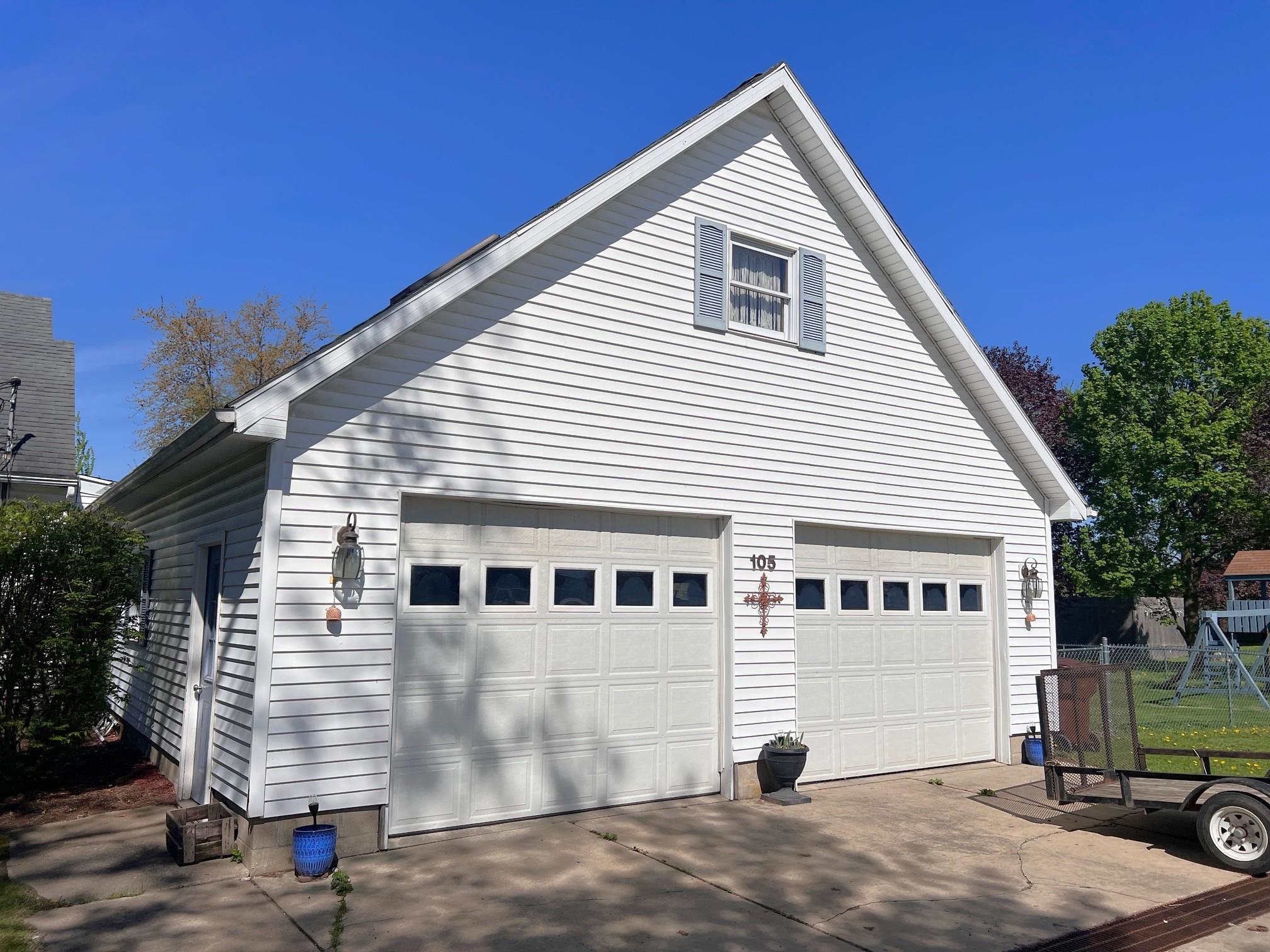 105 South Morrice Road Morrice, MI 48857 - Photo 2 of 23 50173824-6d6882be-6fca-4c0a-94bd-2f618dfccdd8.JPG