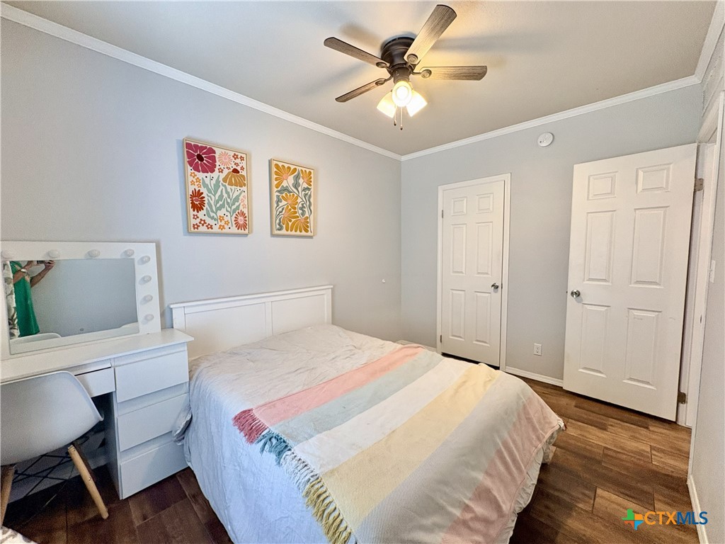 259 Hambleton Road Victoria, TX 77905 - Photo 20 of 37 Second Bedroom