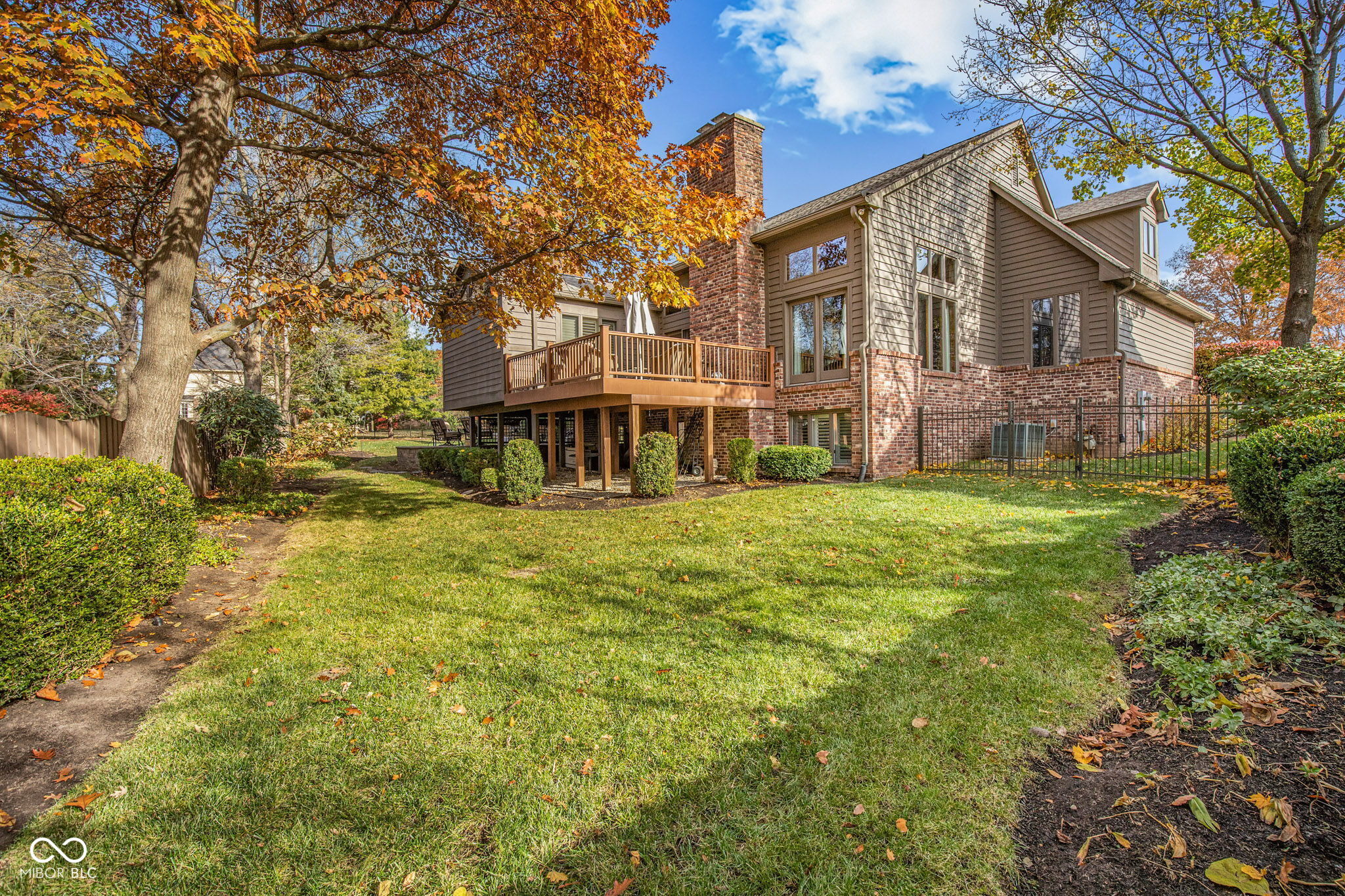 3240 Smokey Ridge Court Carmel, IN 46033 - Photo 2 of 86
