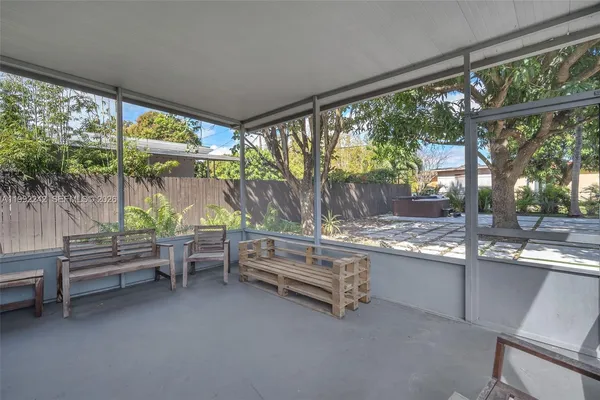 $4,200 | 2537 Southwest 15th Street, Miami, FL 33145