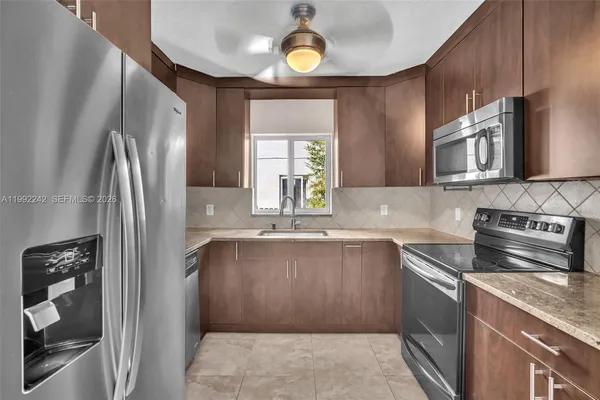 $4,200 | 2537 Southwest 15th Street, Miami, FL 33145