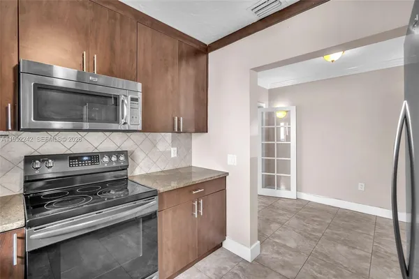 $4,200 | 2537 Southwest 15th Street, Miami, FL 33145