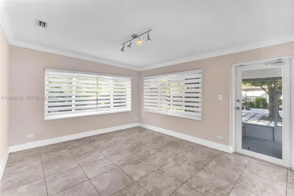 $4,200 | 2537 Southwest 15th Street, Miami, FL 33145