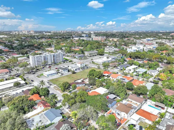 $4,200 | 2537 Southwest 15th Street, Miami, FL 33145