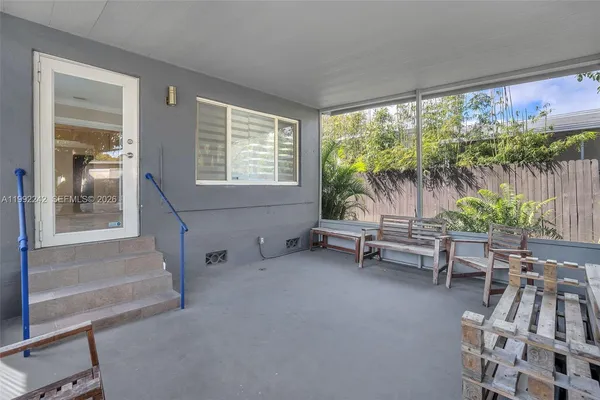 $4,200 | 2537 Southwest 15th Street, Miami, FL 33145