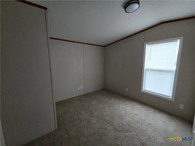 $1,000 | 1911 Wald Road, Unit 9, New Braunfels, TX 78132