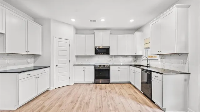 $349,899 | 8 Mossy Oaks Lane Northeast, Rome, GA 30165