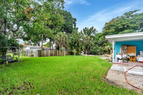 $849,999 | 950 Southwest 30th Street, Fort Lauderdale, FL 33315