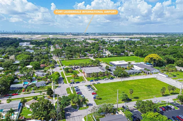 $849,999 | 950 Southwest 30th Street, Fort Lauderdale, FL 33315