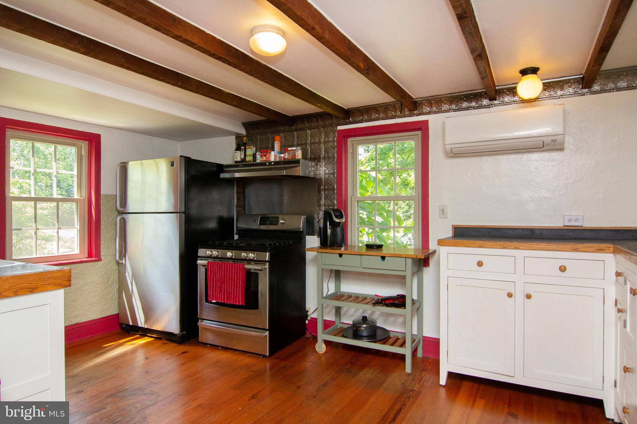 24 Sullivan Road Westminster, MD 21157 - Photo 17 of 30 Kitchen
