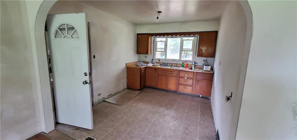 4971 Matthews Road Edinburg, PA 16116 - Photo 7 of 25