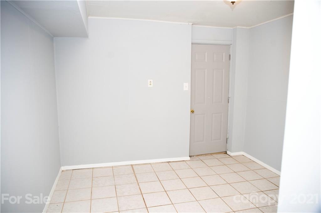 3307 Piney Grove Road Charlotte, NC 28212 - Photo 31 of 48 a view of an empty room