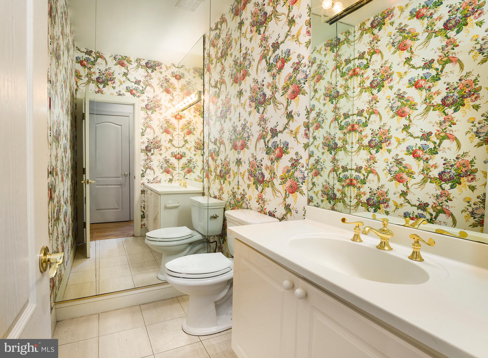 34 Sandringham Road Bala Cynwyd, PA 19004 - Photo 11 of 26 Powder Room