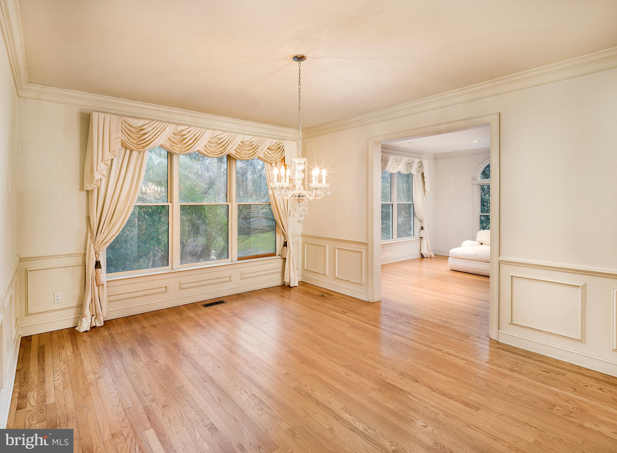 34 Sandringham Road Bala Cynwyd, PA 19004 - Photo 5 of 26 Dining Room