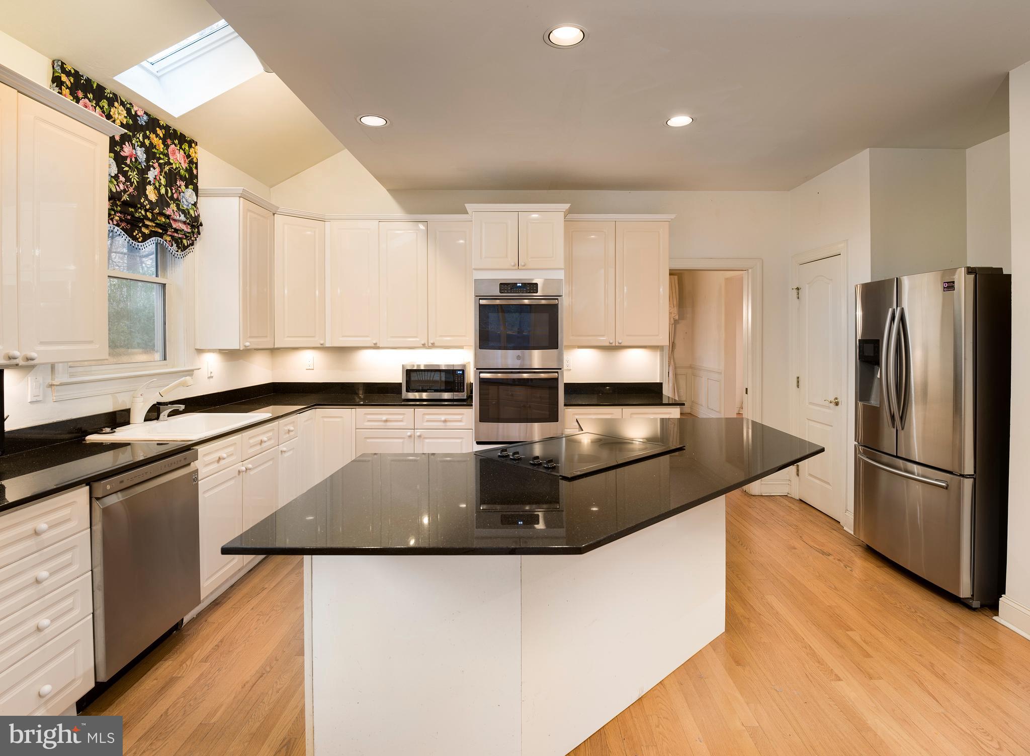 34 Sandringham Road Bala Cynwyd, PA 19004 - Photo 7 of 26 Kitchen