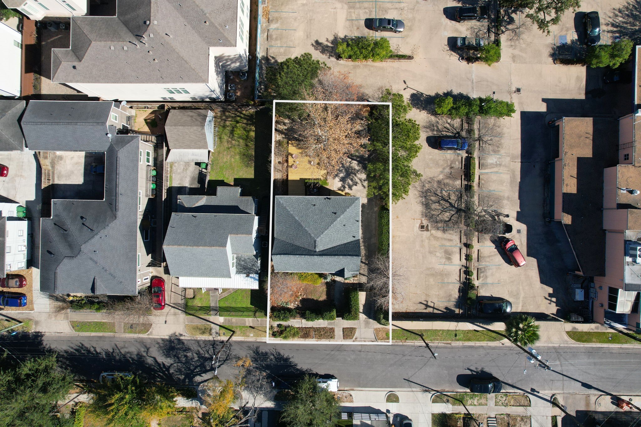 1831 Palm Street Houston, TX 77004 - Photo 22 of 27 Aerial photo from directly above the house.
