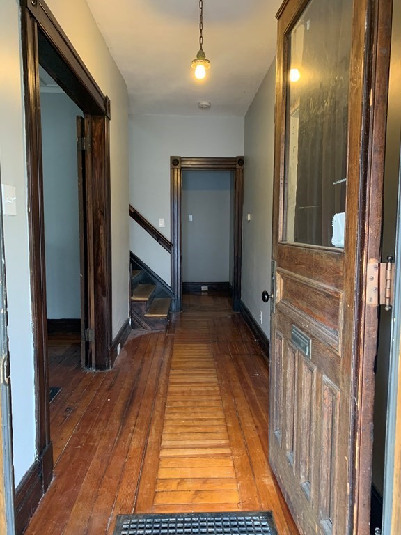 90 Fairfield Street Springfield, MA 01108 - Photo 3 of 9 a view of gallery