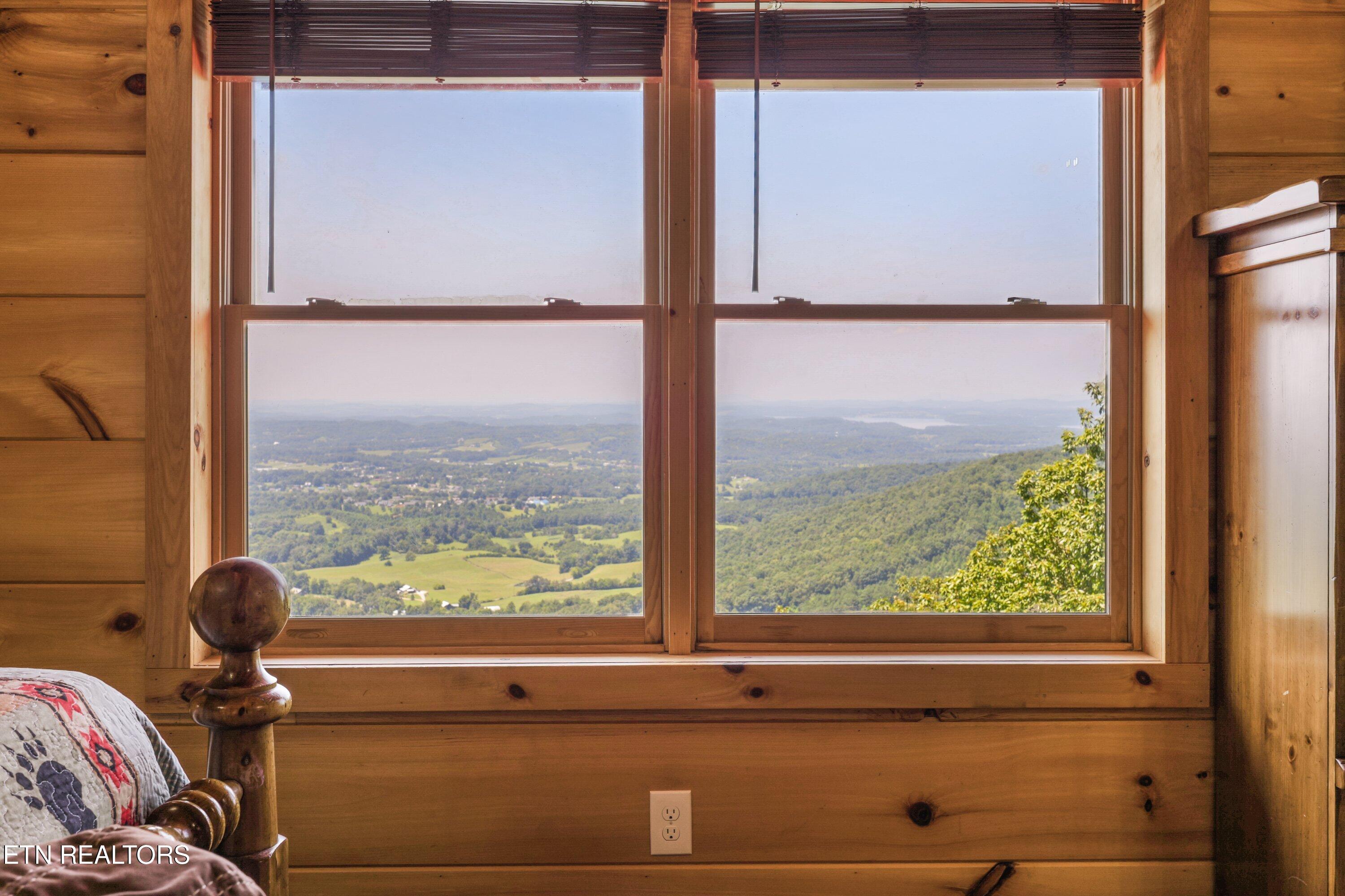 689 Shell Mountain Road Sevierville, TN 37876 - Photo 25 of 52 689 Shell Mountain Rd05