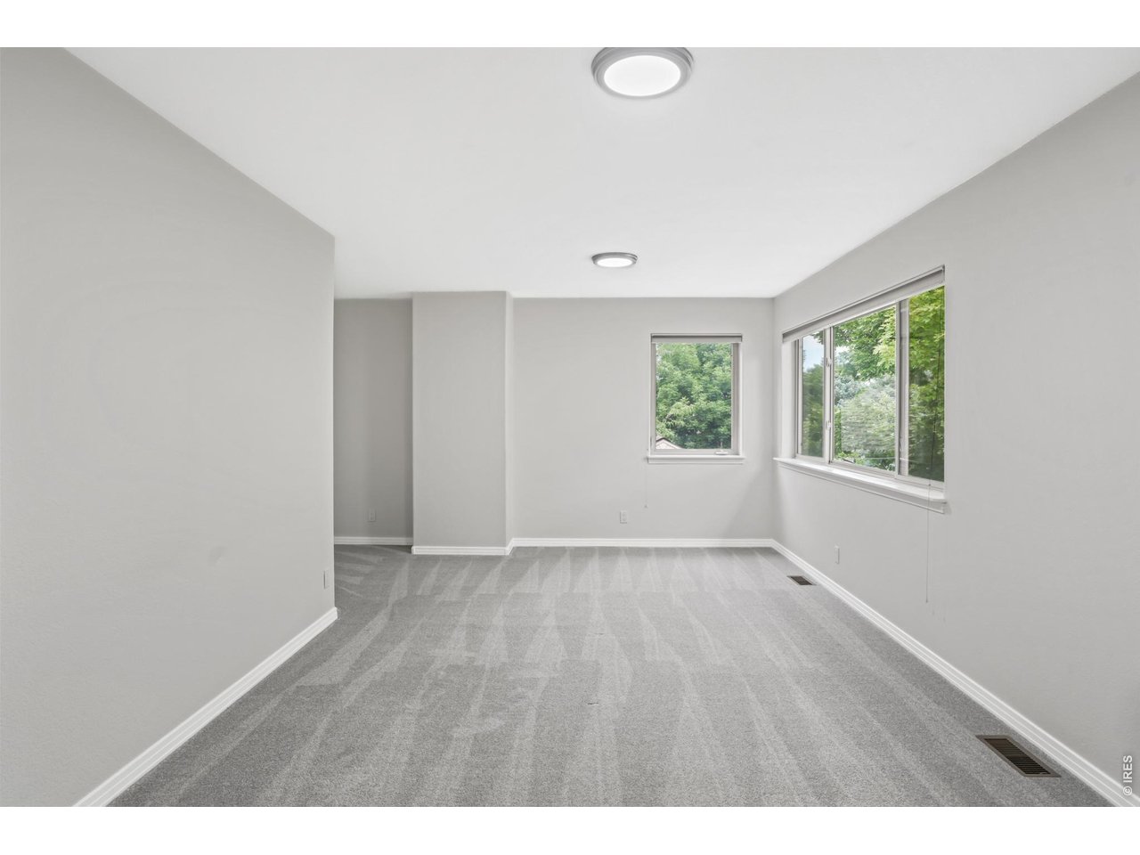 926 Hover Ridge Circle Longmont, CO 80501 - Photo 12 of 31 Large primary suite