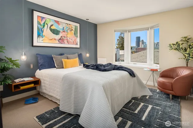 $545,000 | 701 17th Avenue, Unit 305, Seattle, WA 98122